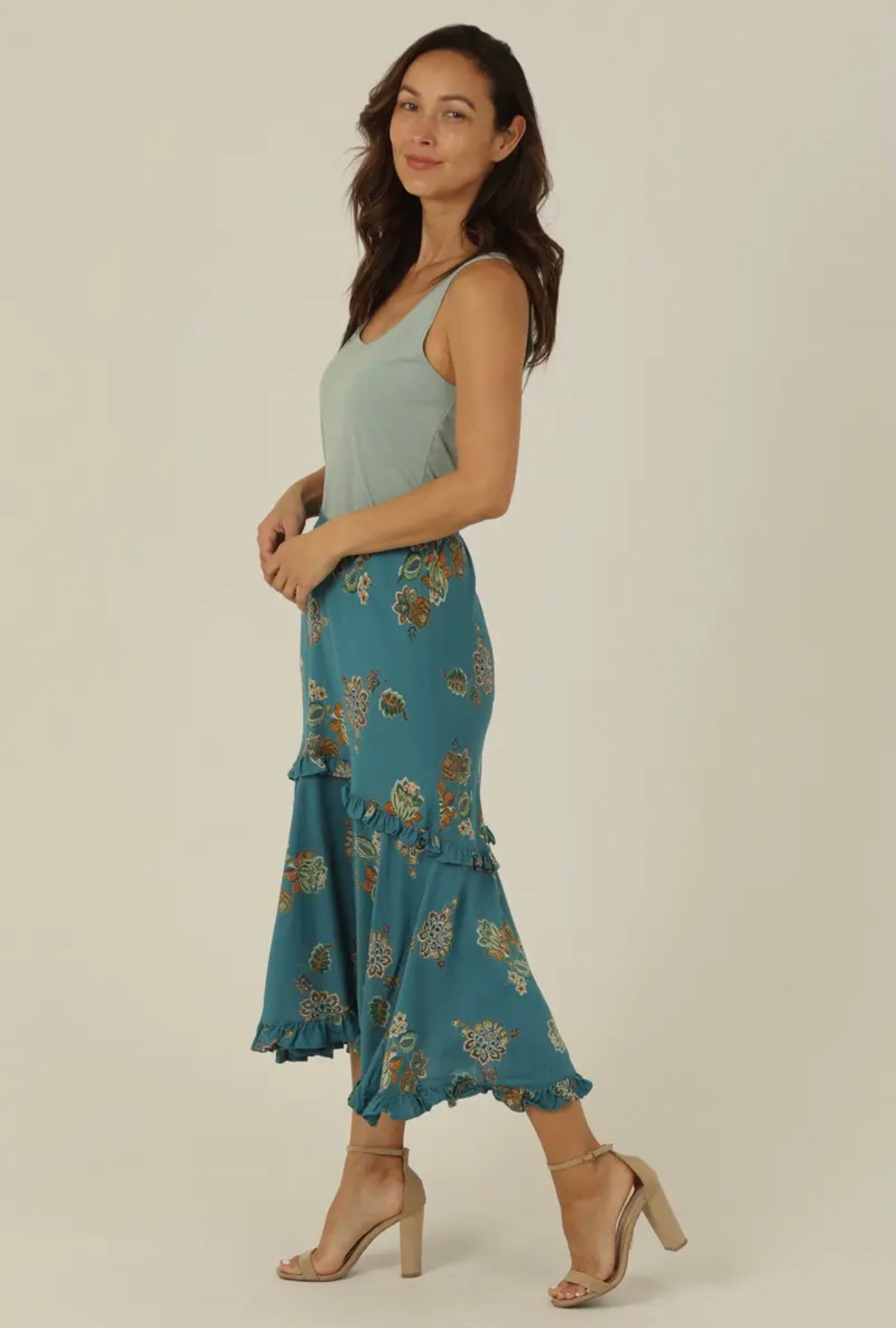 Elastic Waist Skirt With Ruffle Detail